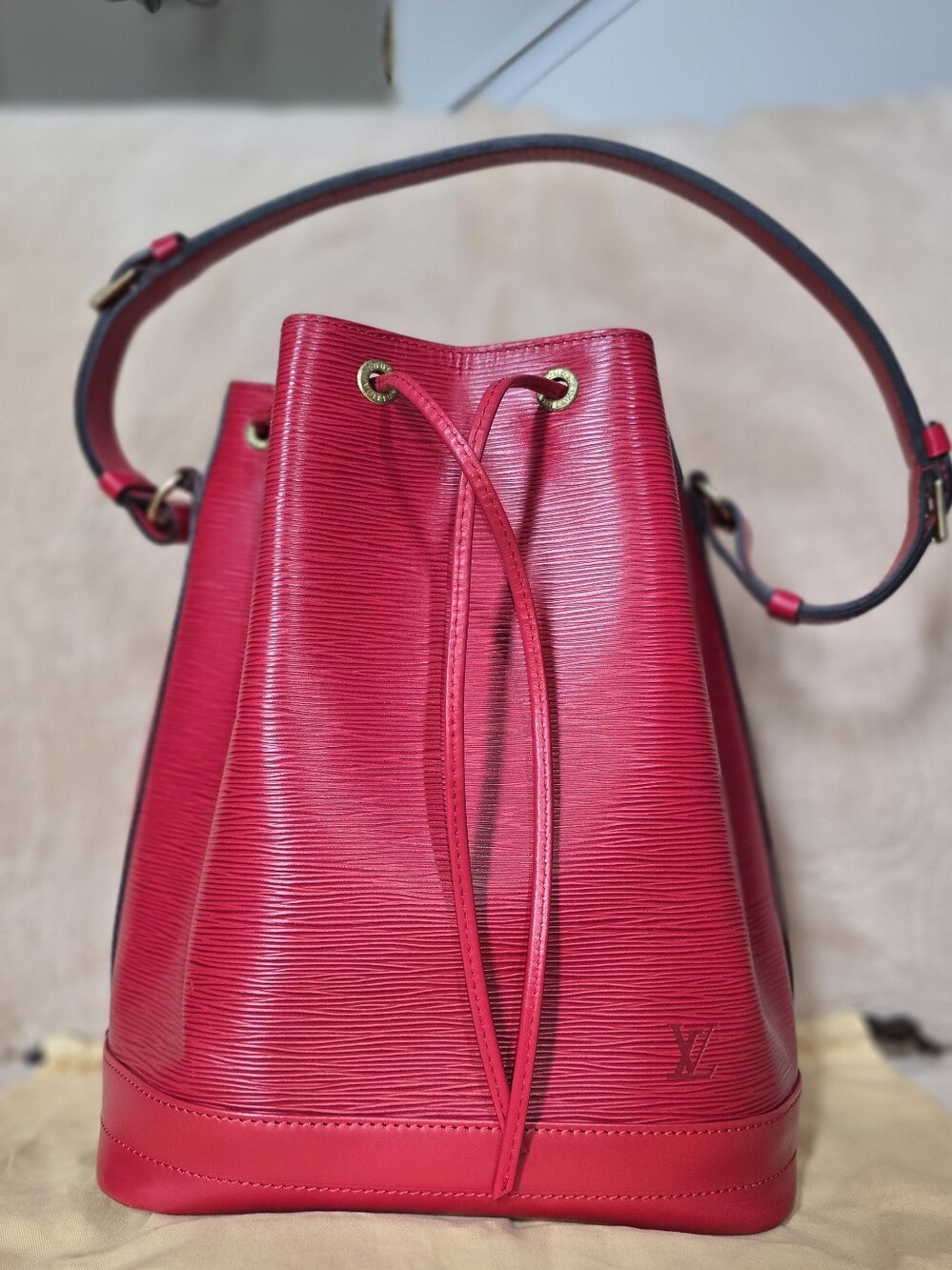Louis Vuitton Red Epi Leather Noé Bucket Bag Large